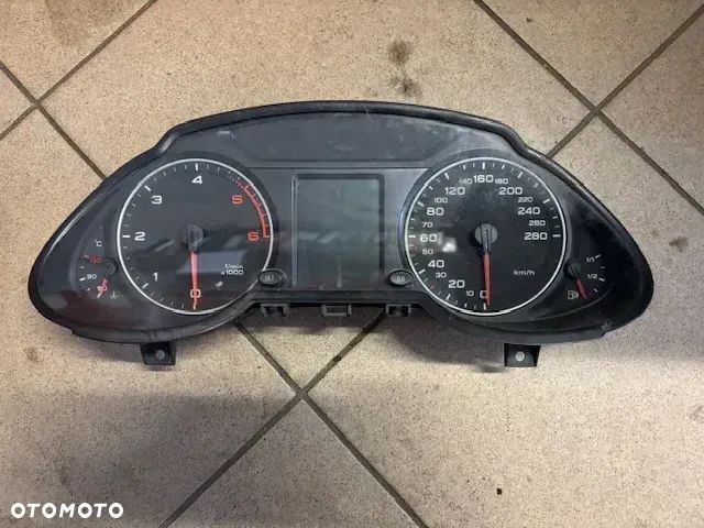 LICZNIK ZEGARY AUDI Q5 2.0 TDI 8R0920900Q - 1
