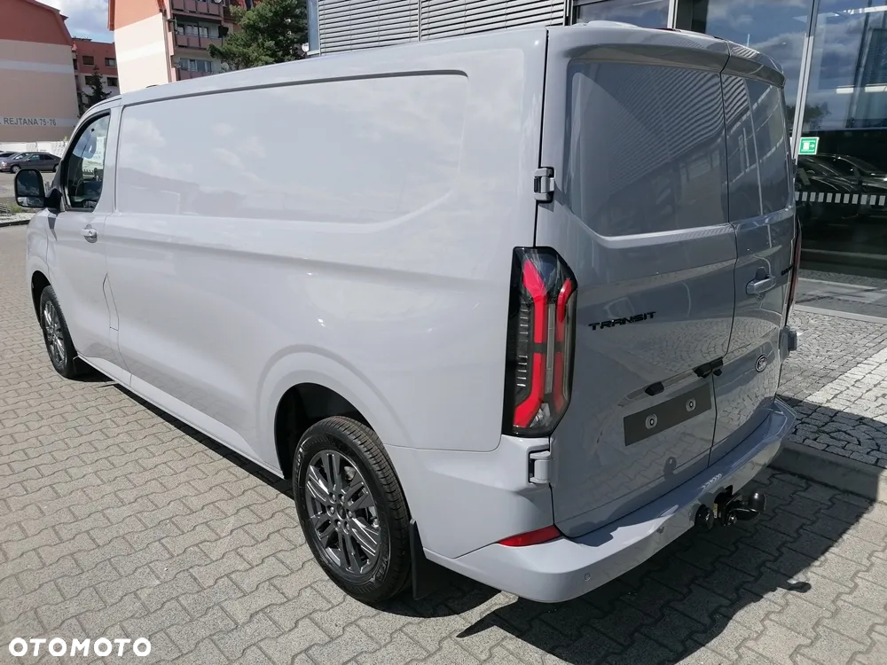 Ford CUSTOM VAN LIMITED - 4