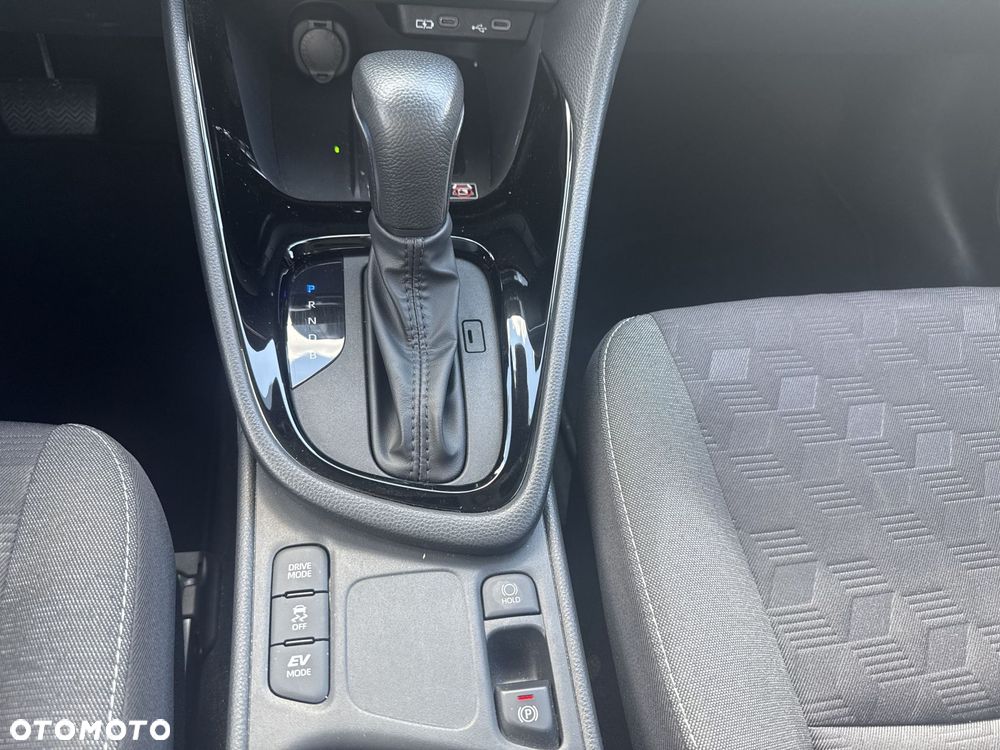 Toyota Yaris Hybrid 1.5 Style - 21