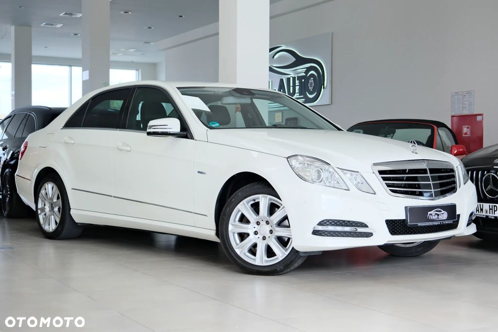 Mercedes-Benz Klasa E 350 CDI DPF BlueEFFICIENCY 7G-TRONIC Avantgarde - 3