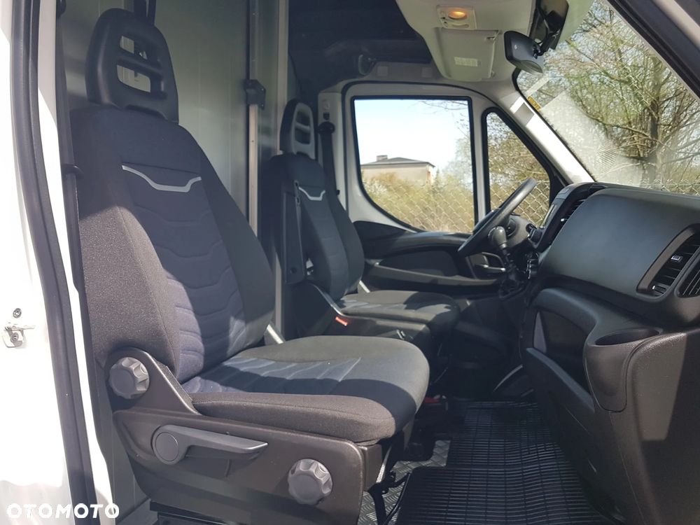 Iveco DAILY KONTENER NISKOPODŁOGOWY 4,43x2,23x2,42 SKLEP KAMPER FOODTRUCK BAR KLIMA KONIOWÓZ - 8