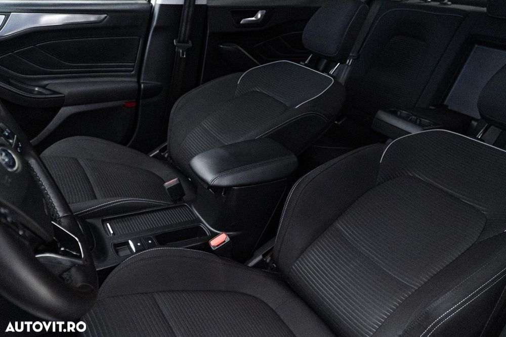 Ford Focus 1.0 EcoBoost Titanium - 18