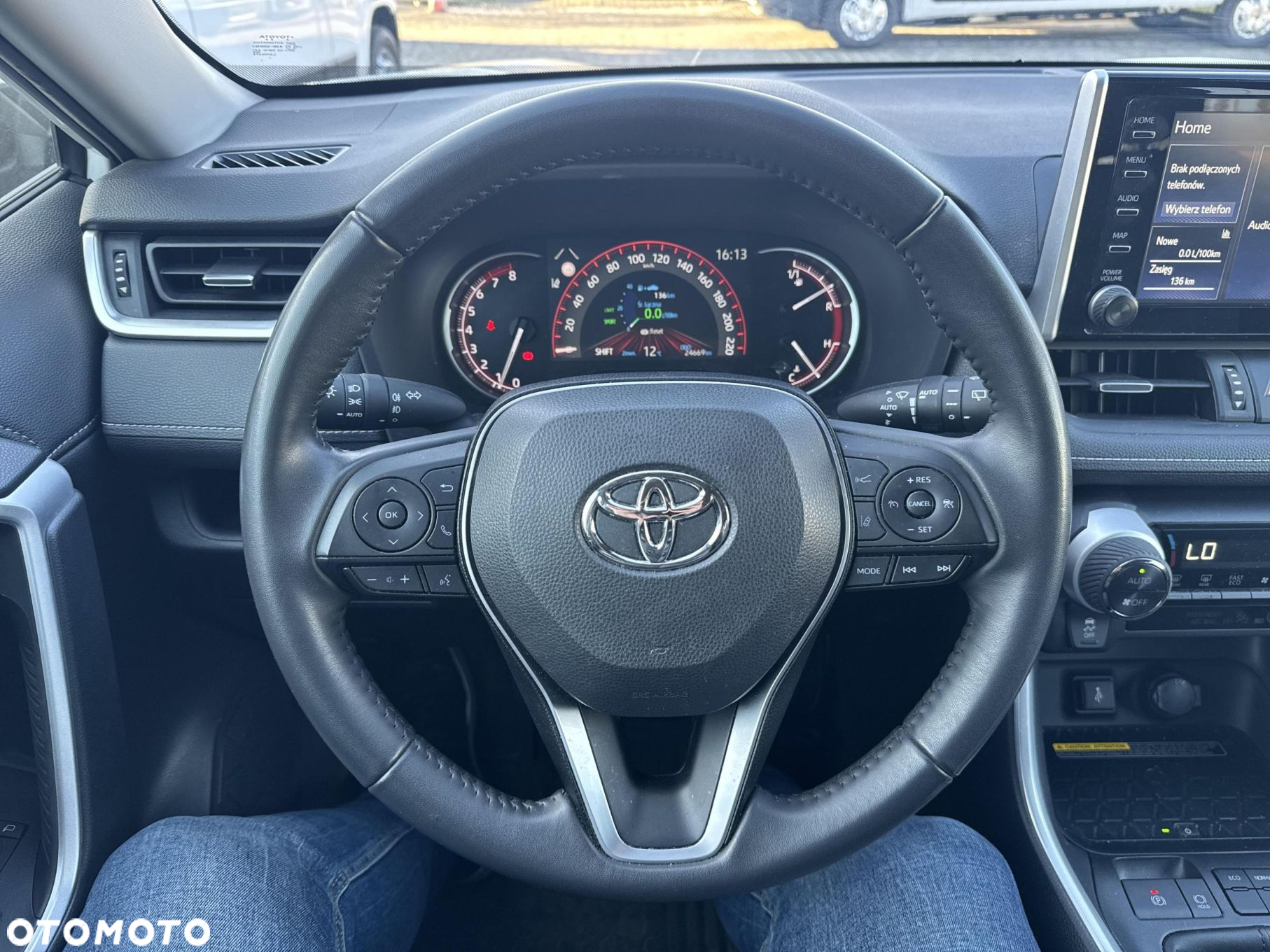 Toyota RAV4 - 13