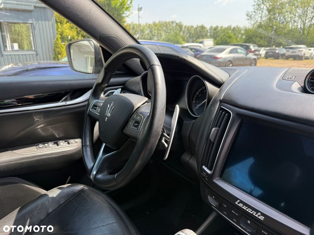 Maserati Levante S Q4 - 17