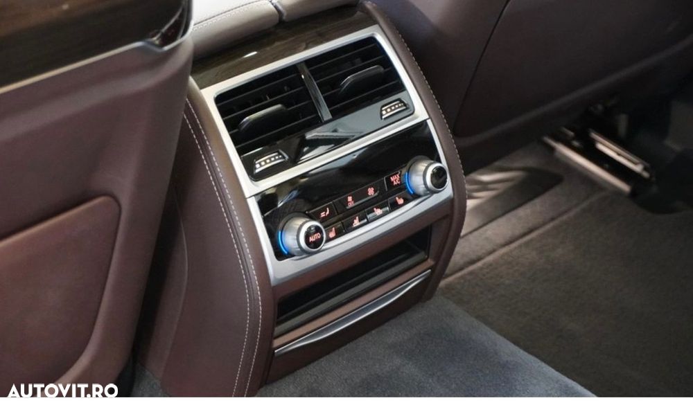 BMW Seria 7 730d xDrive - 11