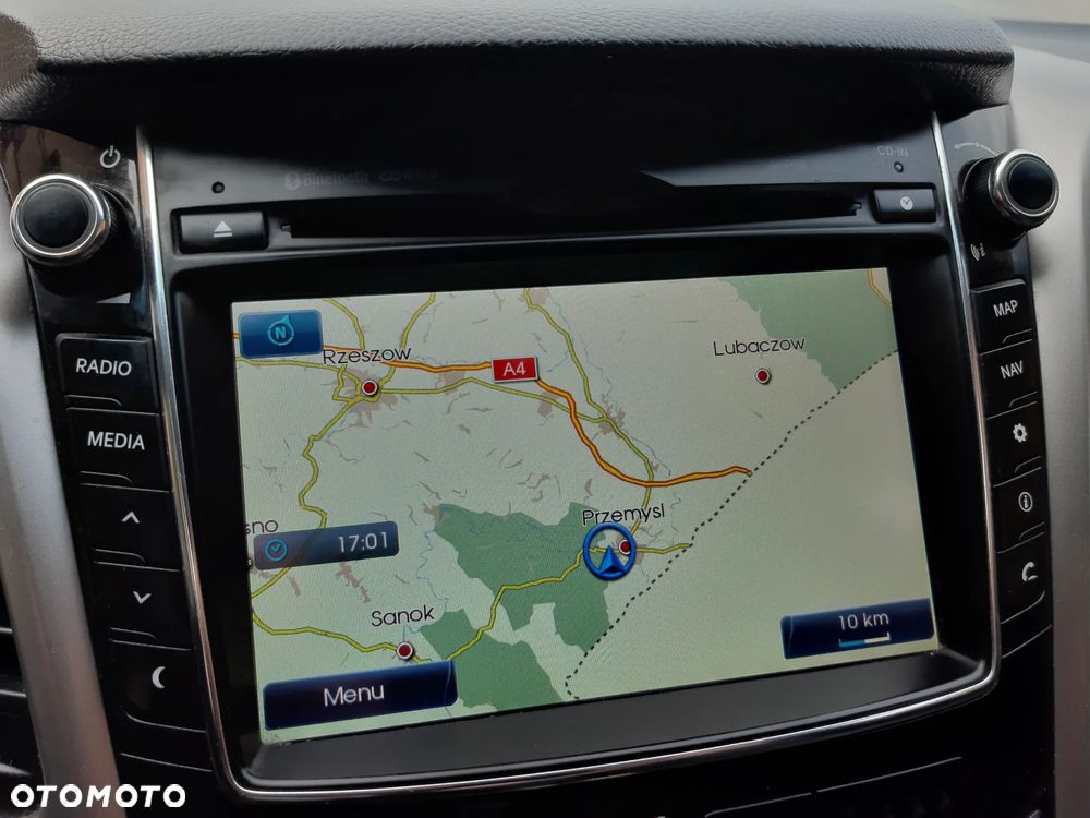 Hyundai i30 blue Kombi 1.4 YES Gold - 17