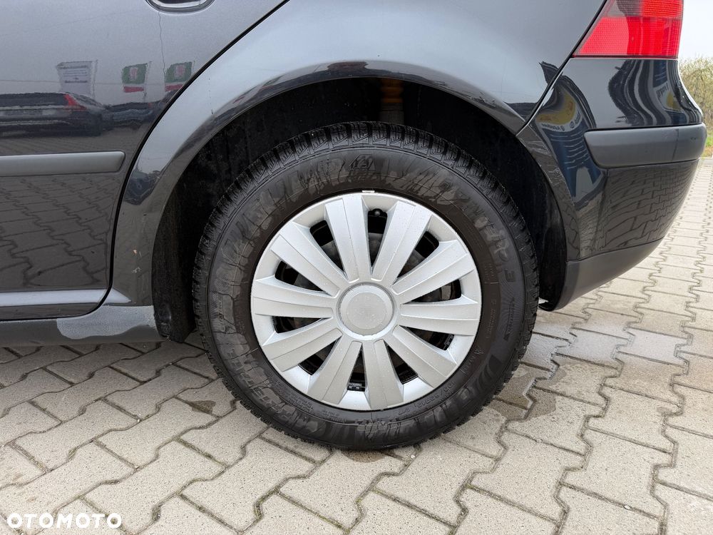 Volkswagen Golf - 17