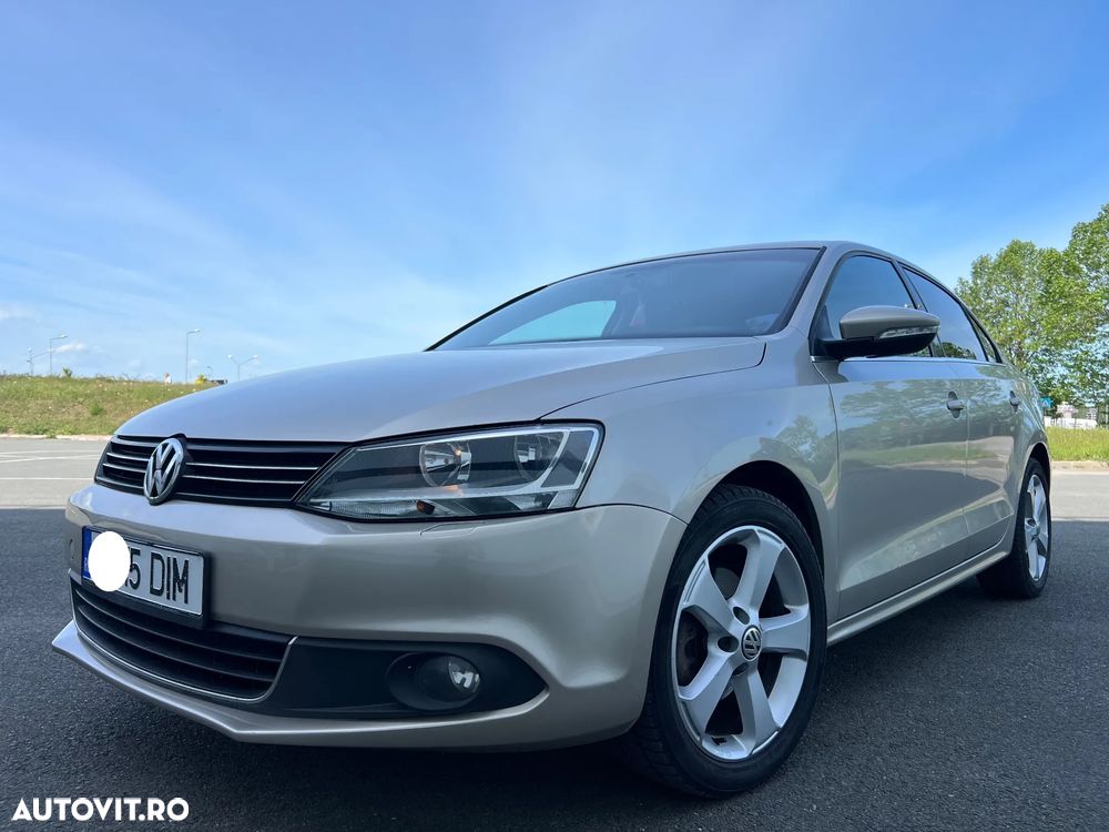 Volkswagen Jetta 2.0 TDI CR DPF Highline - 2