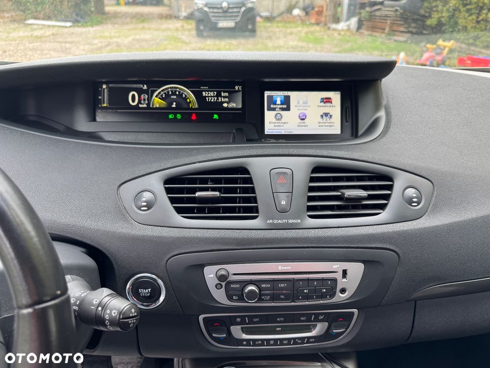 Renault Scenic 1.6 16V 110 Xmod Paris - 24