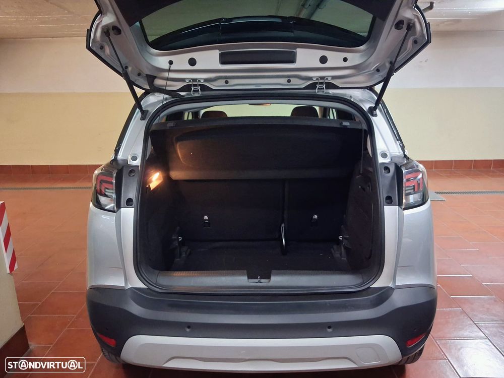 Opel Crossland 1.2 T Design & Tech - 12