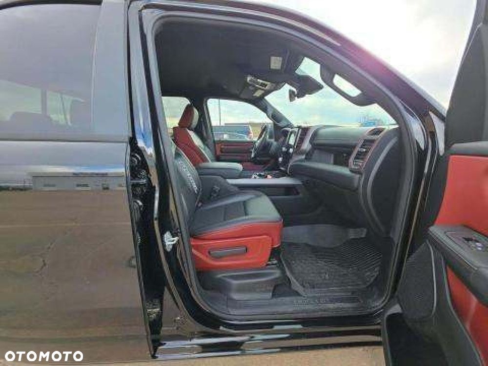 RAM 1500 - 14