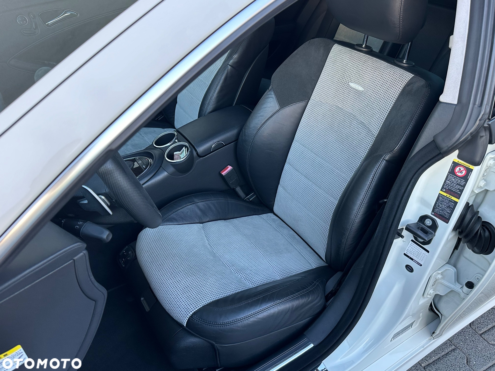 Mercedes-Benz CLS 63 AMG 7G-TRONIC - 20