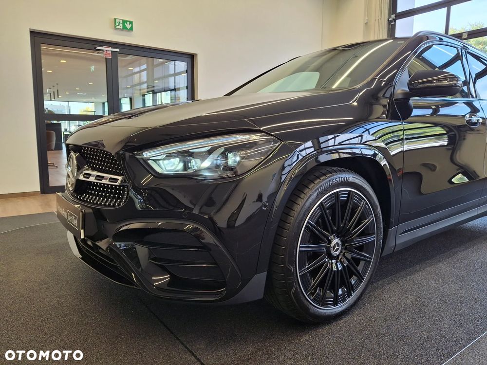 Mercedes-Benz GLA 200 AMG Line - 8