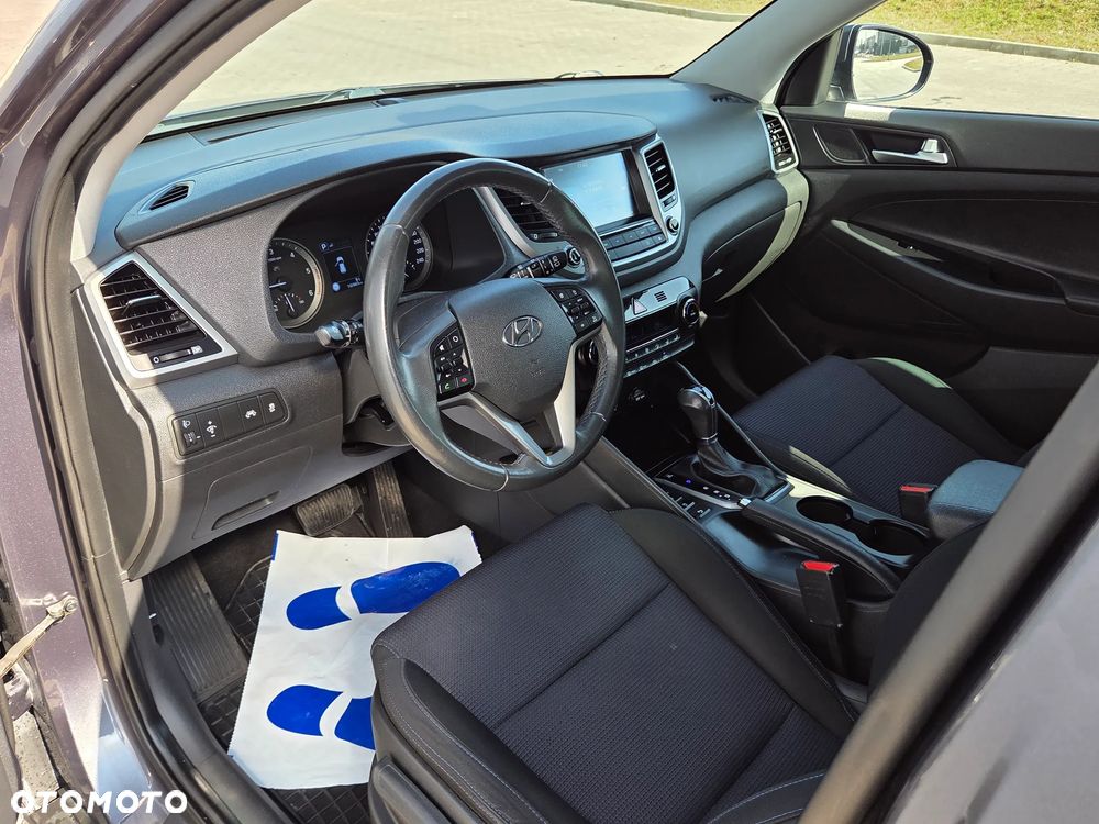 Hyundai Tucson blue 1.7 CRDi 2WD DCT Advantage - 29