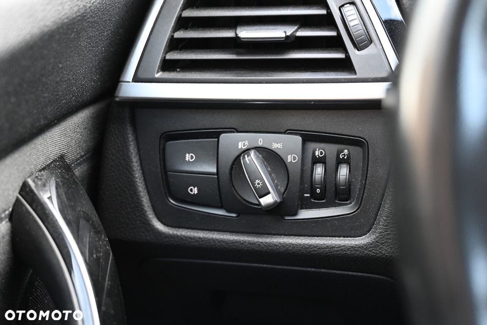 BMW Seria 3 318d Advantage - 16