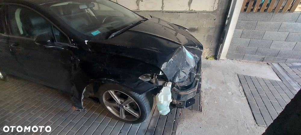 Ford Fusion - 2