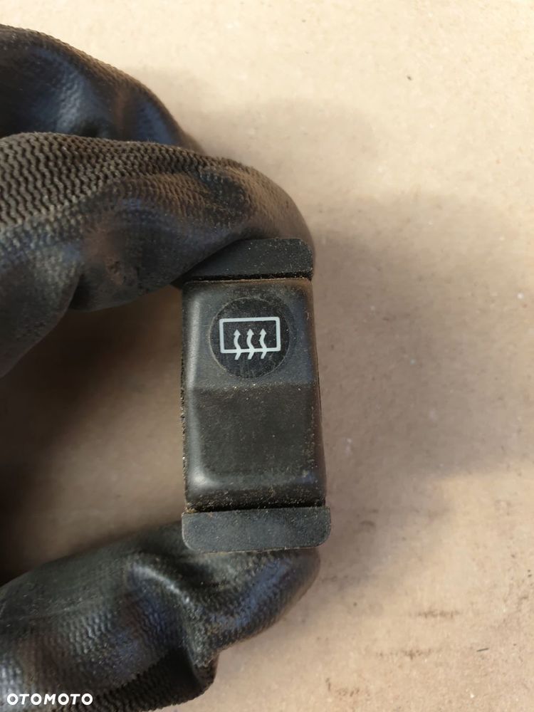 włacznik podgrzewania szyby tyl mercedes w126 w123 - 1