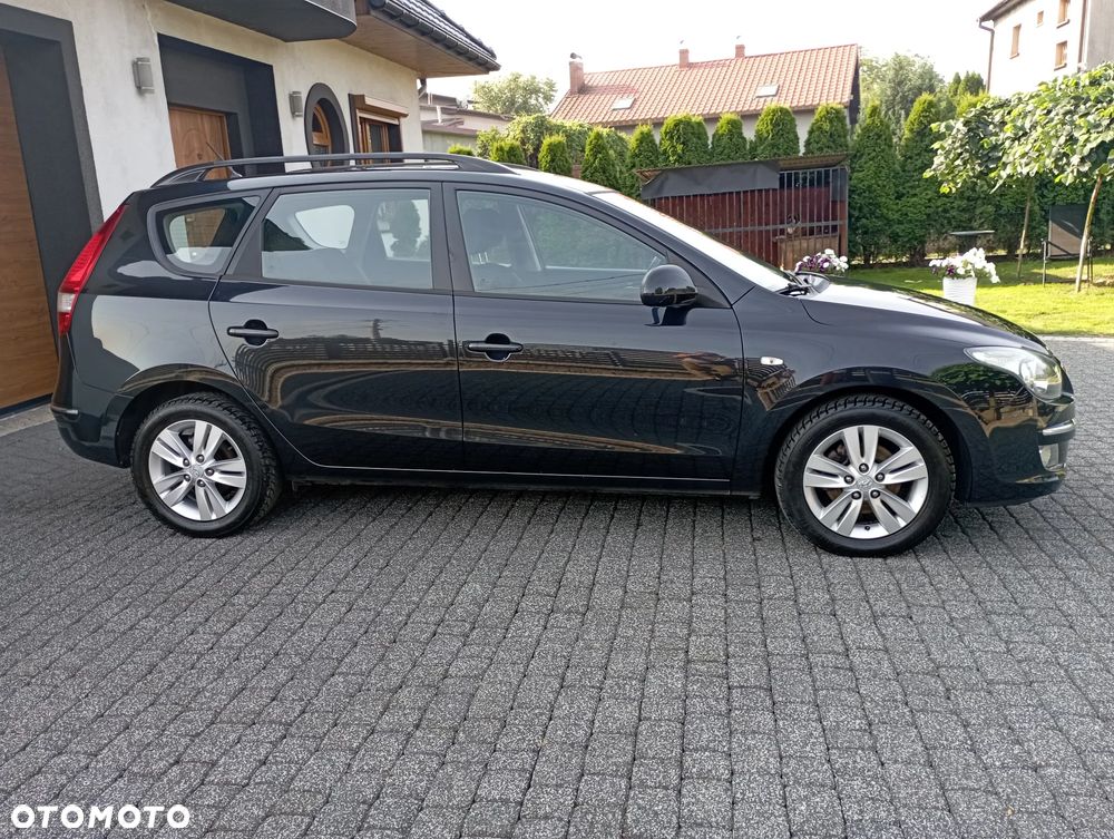 Hyundai i30 1.6 blue Comfort - 11