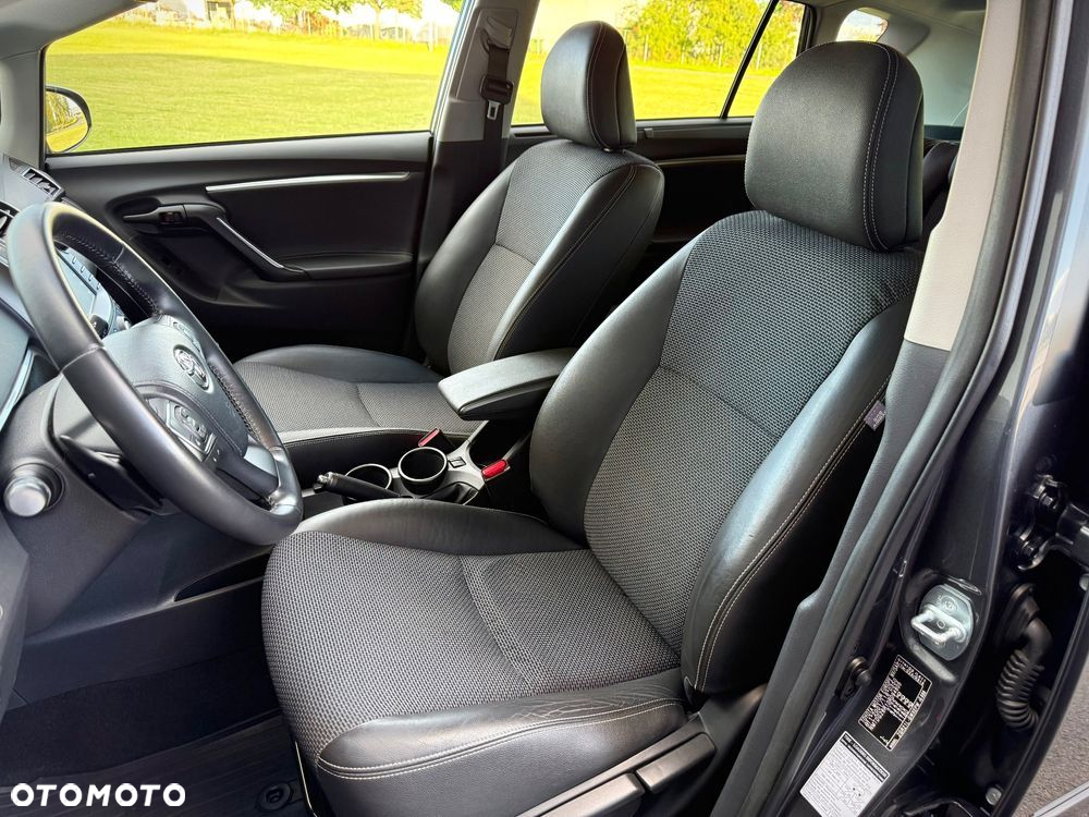 Toyota Verso 1.8 Premium MS - 6