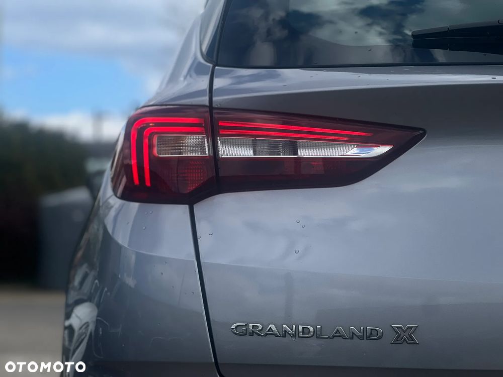 Opel Grandland X - 12