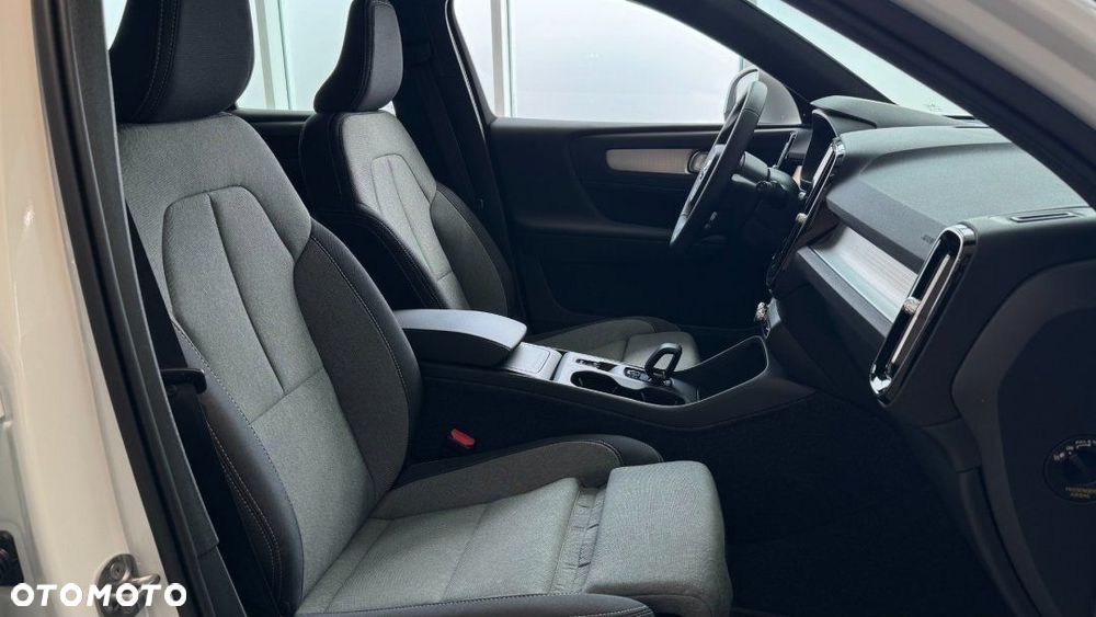 Volvo XC 40 - 9