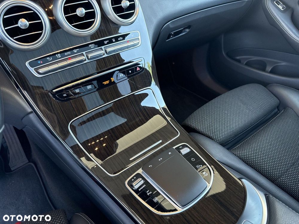Mercedes-Benz GLC - 18