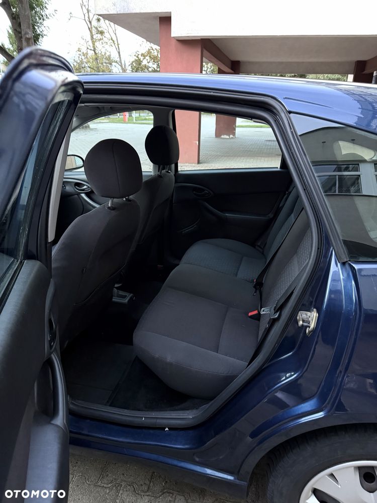 Ford Focus - 8