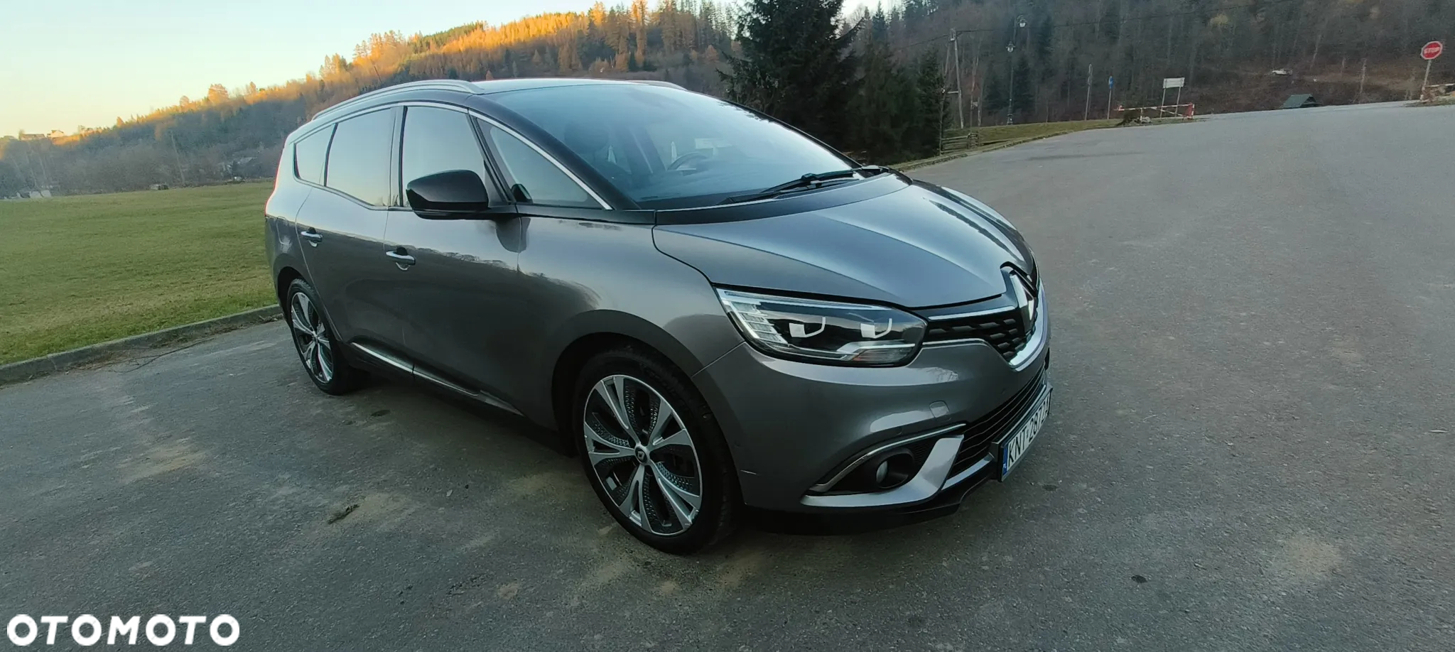 Renault Scenic 1.5 dCi Dynamique EDC - 9