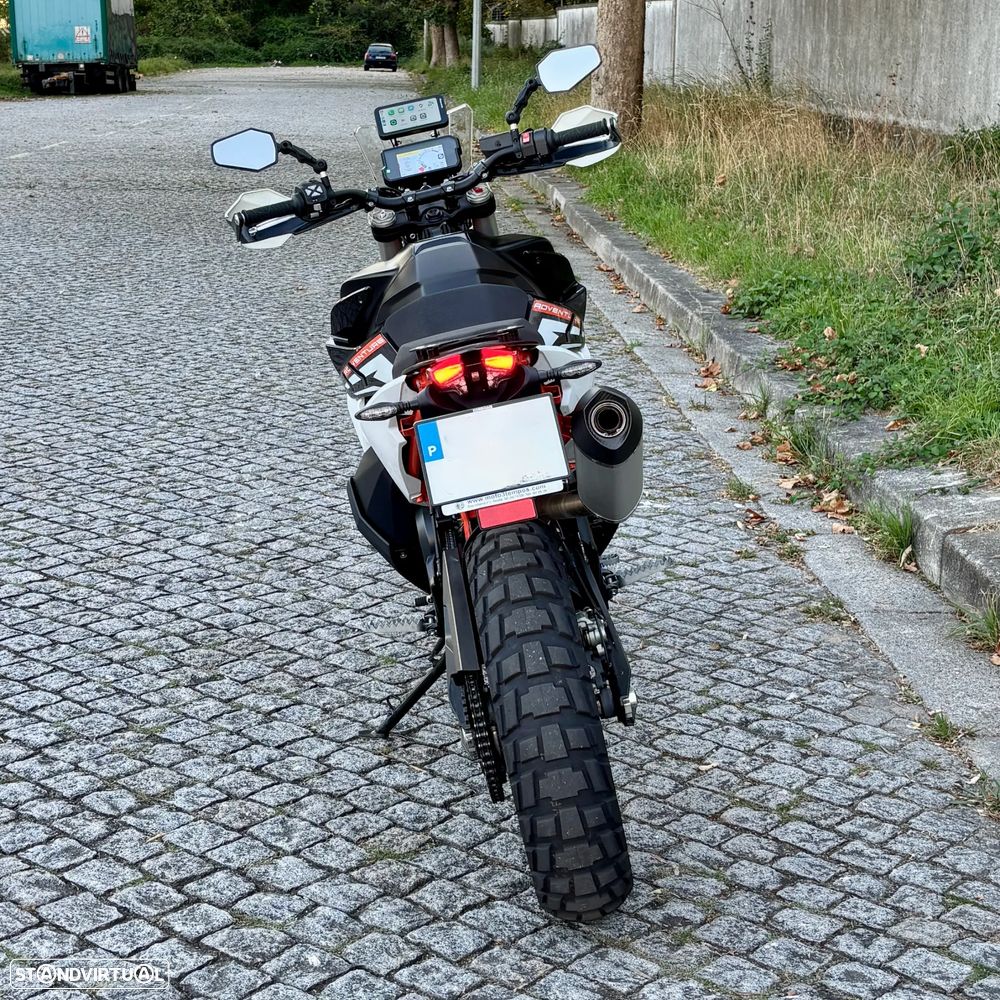 KTM 890 Adventure R - 6