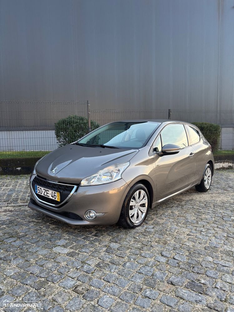 Peugeot 208 1.4 HDi Access - 1