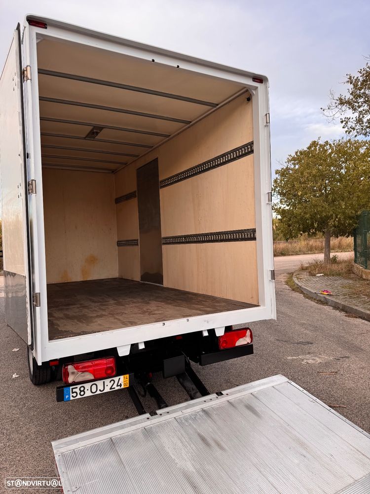 Mercedes-Benz Sprinter 516 CDI com A.C e Plataforma Elevatória - 10