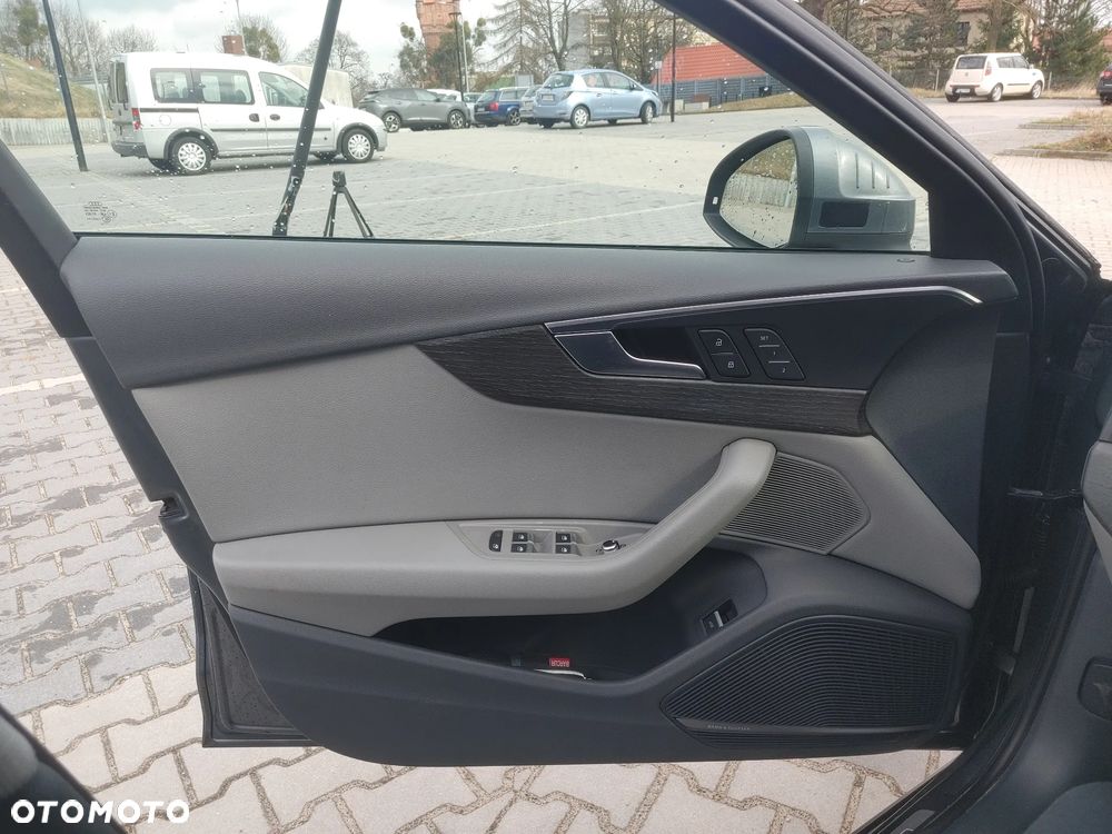 Audi A4 Limousine - 8