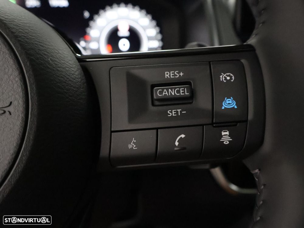 Nissan Qashqai 1.3 DIG-T Advance Xtronic - 19