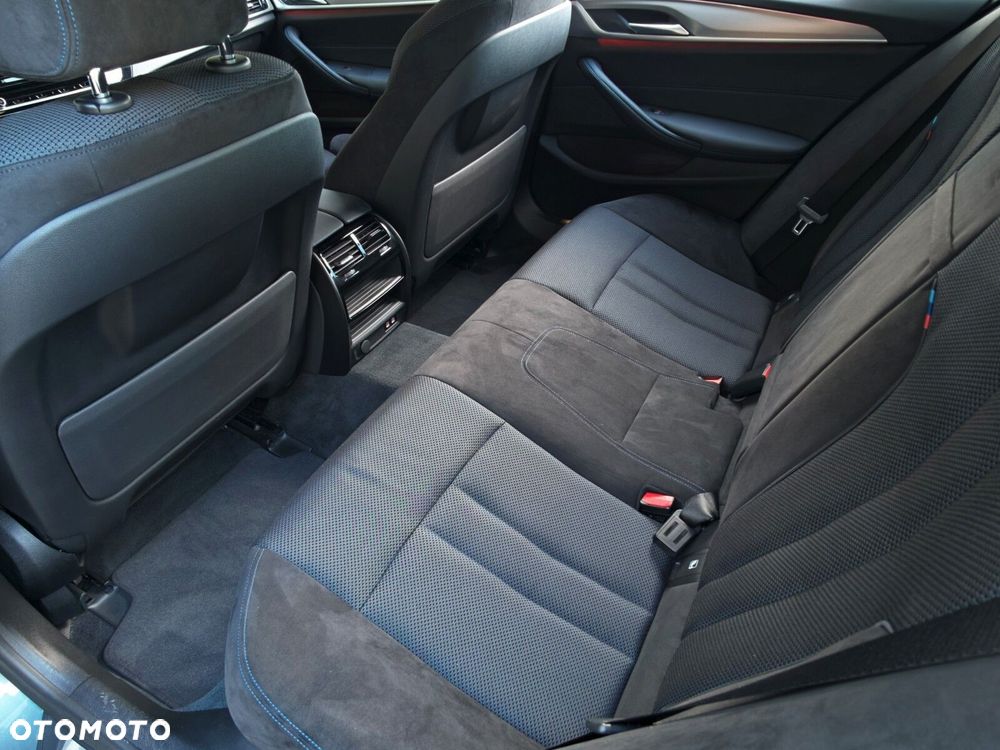 BMW Seria 5 520d xDrive MHEV M Sport sport - 10