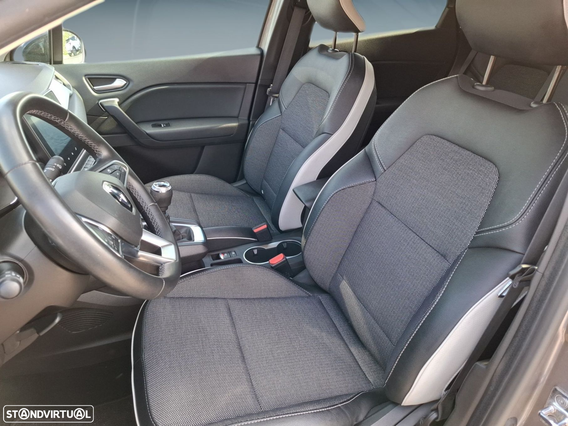 Renault Captur 1.0 TCe Intens - 11