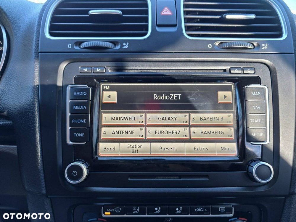 Volkswagen Golf 2.0 TDI DPF DSG Tour Edition - 22