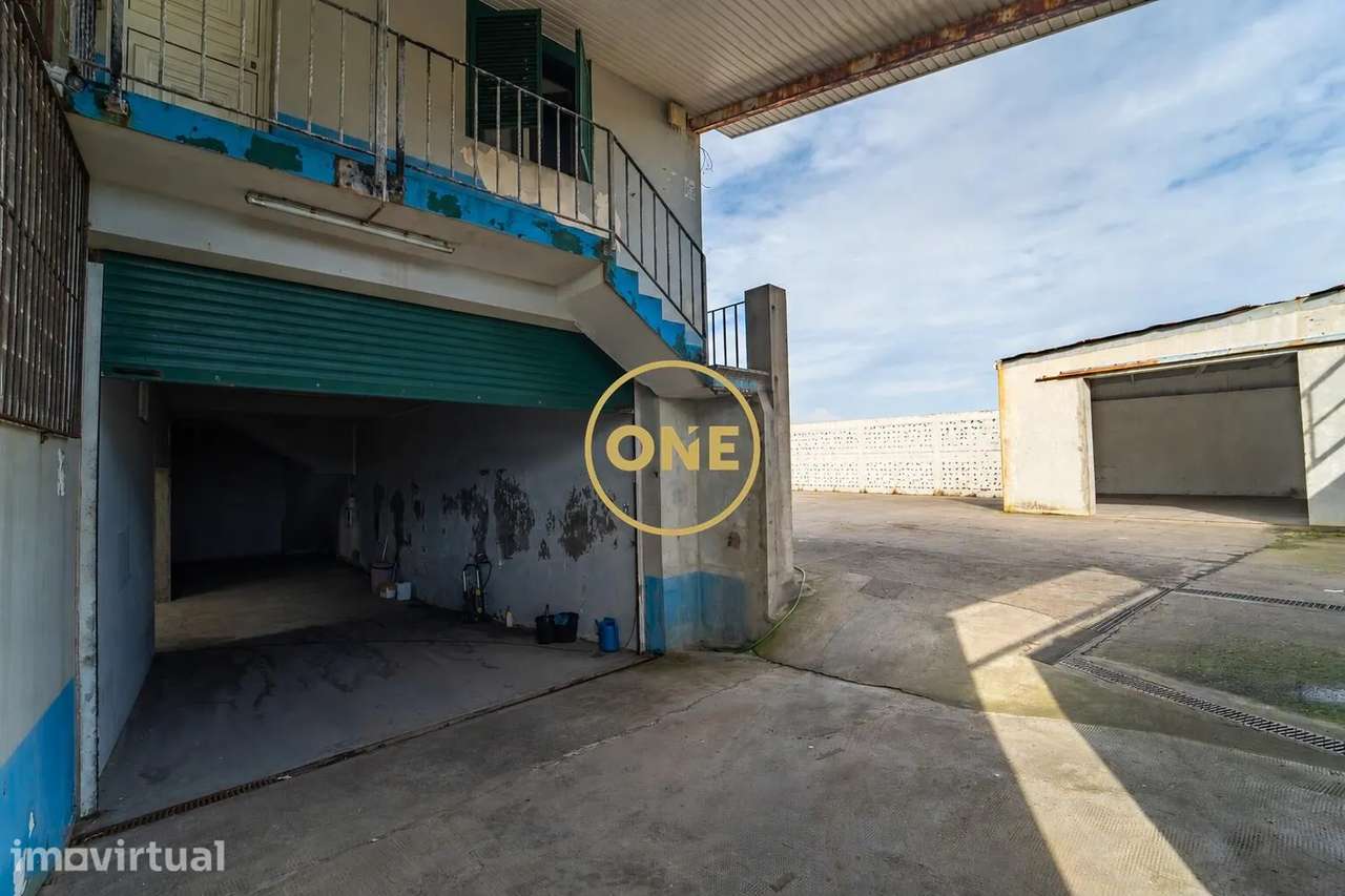 Armazém para Investimento - Santa Clara I Ponta Delgada - Grande imagem: 2/30