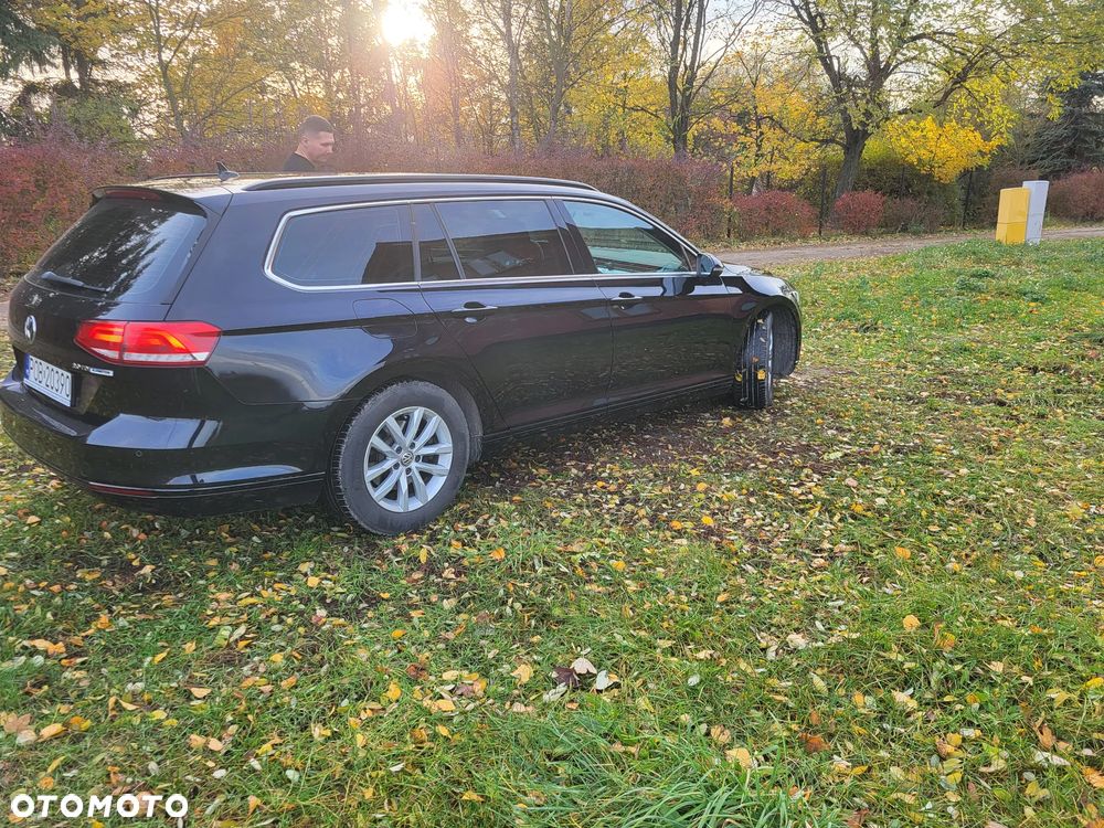 Volkswagen Passat Variant ver-2-0-tdi-bluemotion-technology-dsg-comfortline - 3