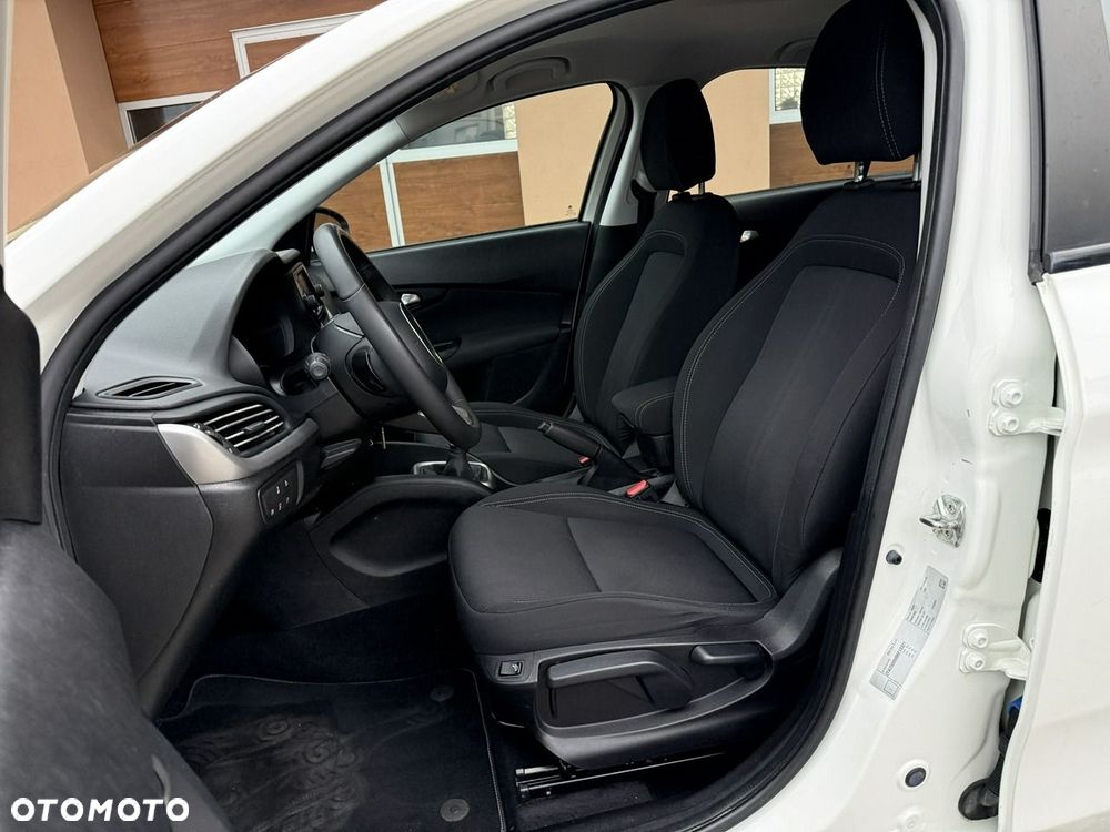 Fiat Tipo 1.4 T-Jet Easy - 18