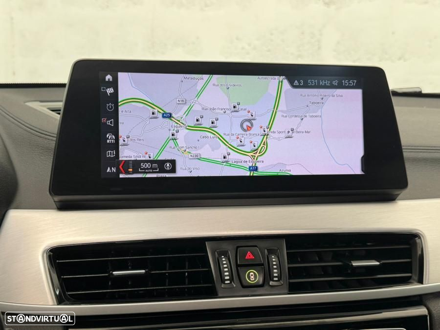 BMW X2 25 e xDrive Pack 50 anos M - 26