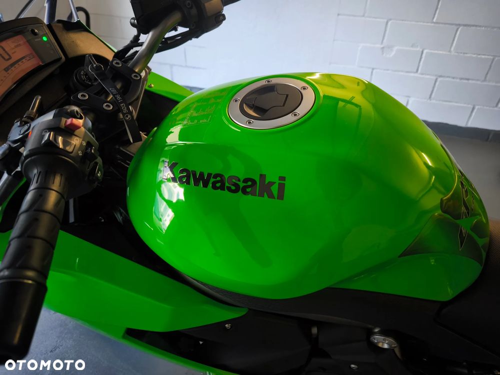 Kawasaki ER - 34