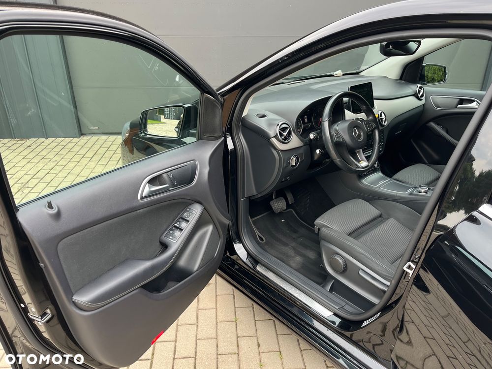 Mercedes-Benz Klasa B 180 (CDI) d 7G-DCT - 15