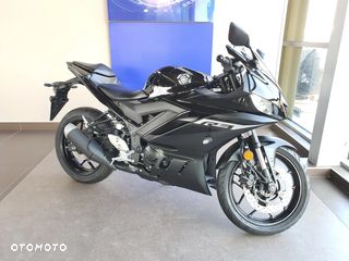 Yamaha R3