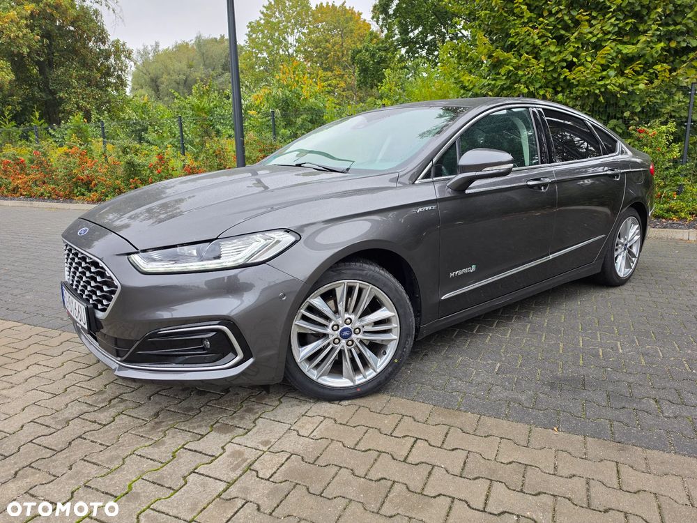 Ford Mondeo - 32