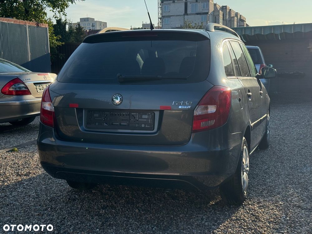 Skoda Fabia 1.2 HTP Ambiente - 5