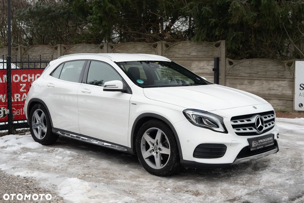 Mercedes-Benz GLA 180 7G-DCT Edition 1 - 3