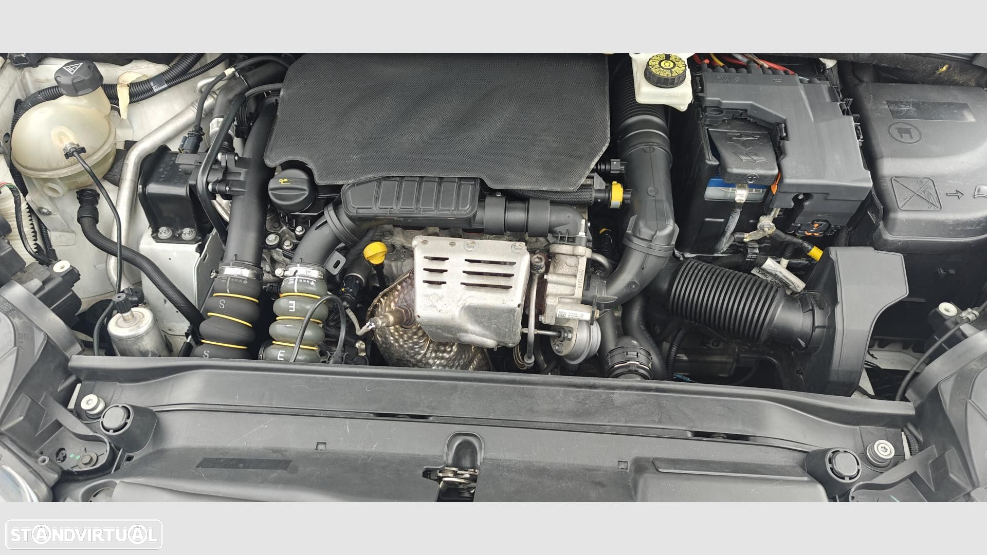 Citroën C4 1.2 PureTech Feel - 23