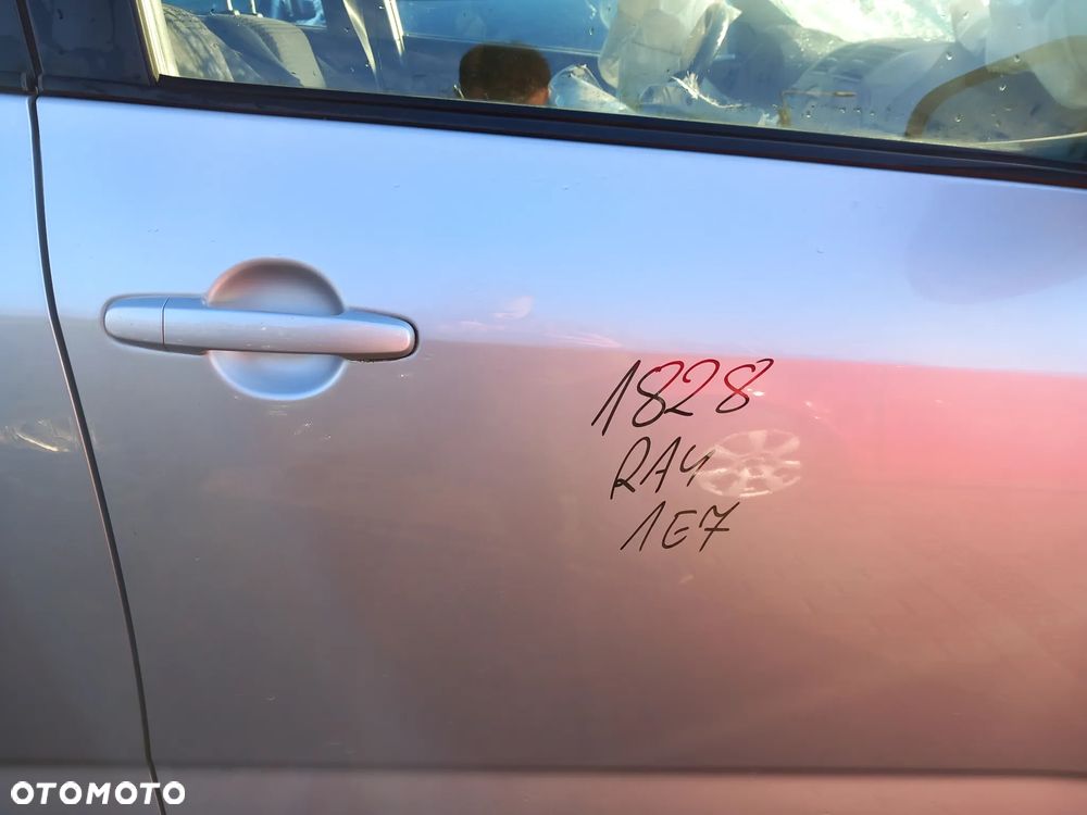 TOYOTA RAV 4 III DRZWI PRAWE PRZEDNIE PRAWY PRZÓD KOLOR: 1E7 - 2