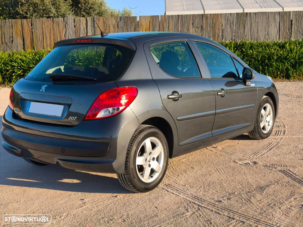 Peugeot 207 1.4 HDi Trendy - 3