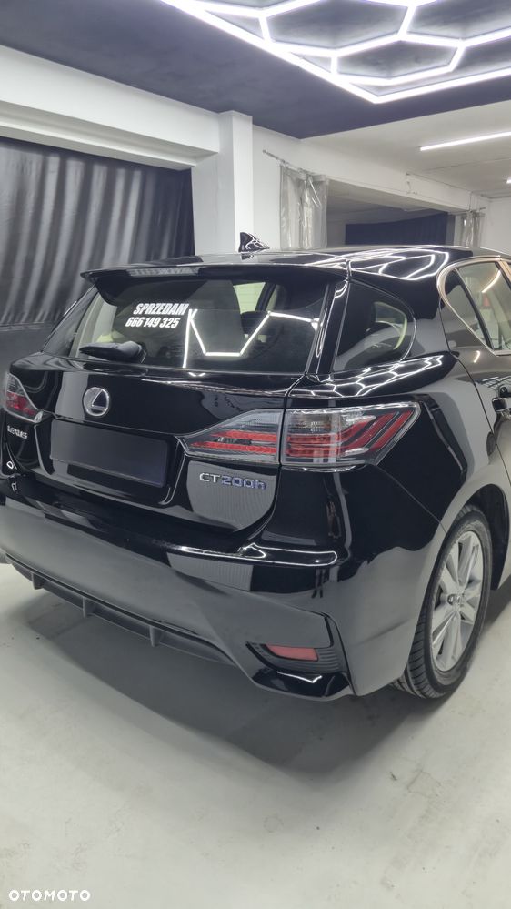 Lexus CT 200h Prestige - 19